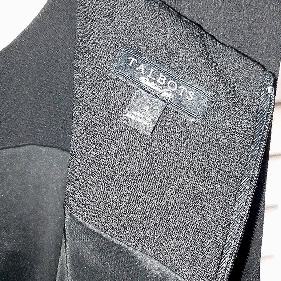 Talbots Sleeveless Belted Ruffle Botton Little Black Sheath Dress 4 - Picture 9 of 10